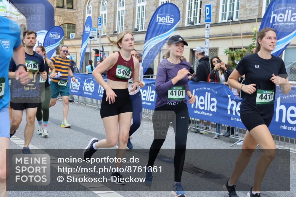 07.09.2025 - BARMER Alsterlauf Strokosch-Dieckow http://msf.ph/oto/8761361 07.09.2025 10:12:41 Ziel 2007, 2049, 2077, 2289, 2560, 2659, 2660, 2707, 3012, 3013, 3125, 3182, 3353, 3580, 3640, 4397, 4462, 4571, 4572, 4577, 4686, 4789, 4950, 5386, 5974, 5975, 6050, 8058, 8060 meine-sportfotos.de