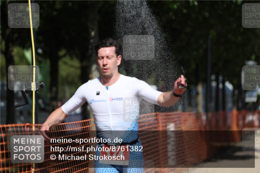 07.09.2025 - 19. Norderstedt Triathlon Michael Strokosch http://msf.ph/oto/8761382 07.09.2025 12:55:44 Laufen 174, 247, 811, 1283, 1384 meine-sportfotos.de