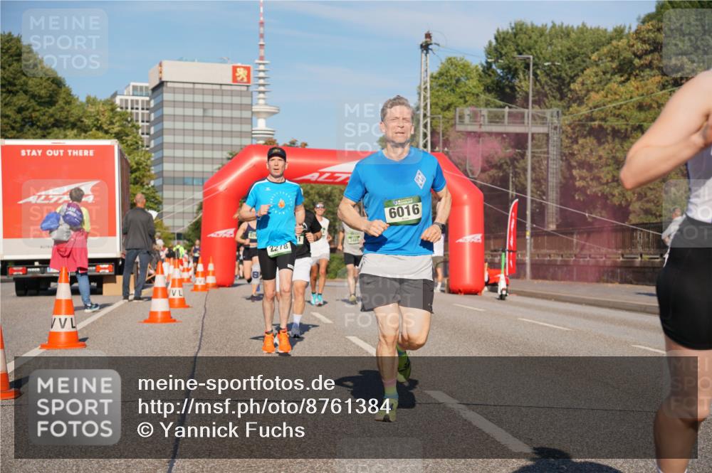 07.09.2025 - BARMER Alsterlauf Yannick Fuchs http://msf.ph/oto/8761384 07.09.2025 09:40:38 Laufen 2278, 6016 meine-sportfotos.de