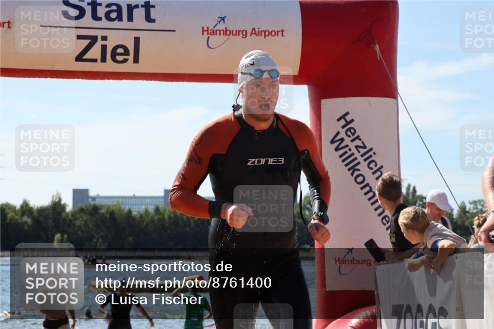 07.09.2025 - 19. Norderstedt Triathlon Luisa Fischer http://msf.ph/oto/8761400 07.09.2025 12:08:59 Schwimmen 754, 755, 766, 1264, 1373 meine-sportfotos.de