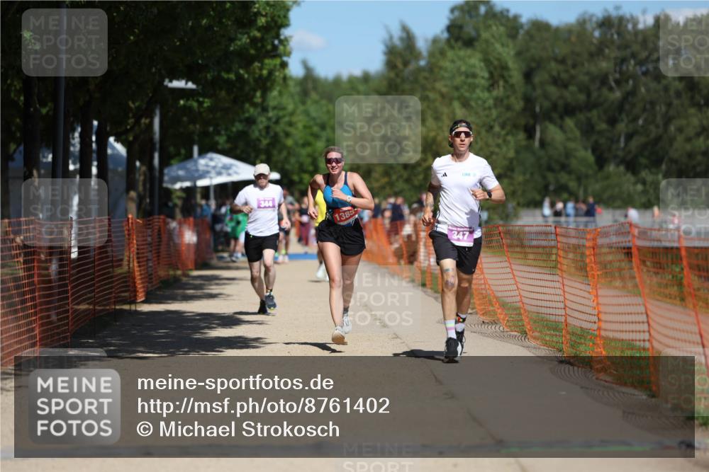 07.09.2025 - 19. Norderstedt Triathlon Michael Strokosch http://msf.ph/oto/8761402 07.09.2025 13:17:11 Laufen 344, 347, 1385 meine-sportfotos.de