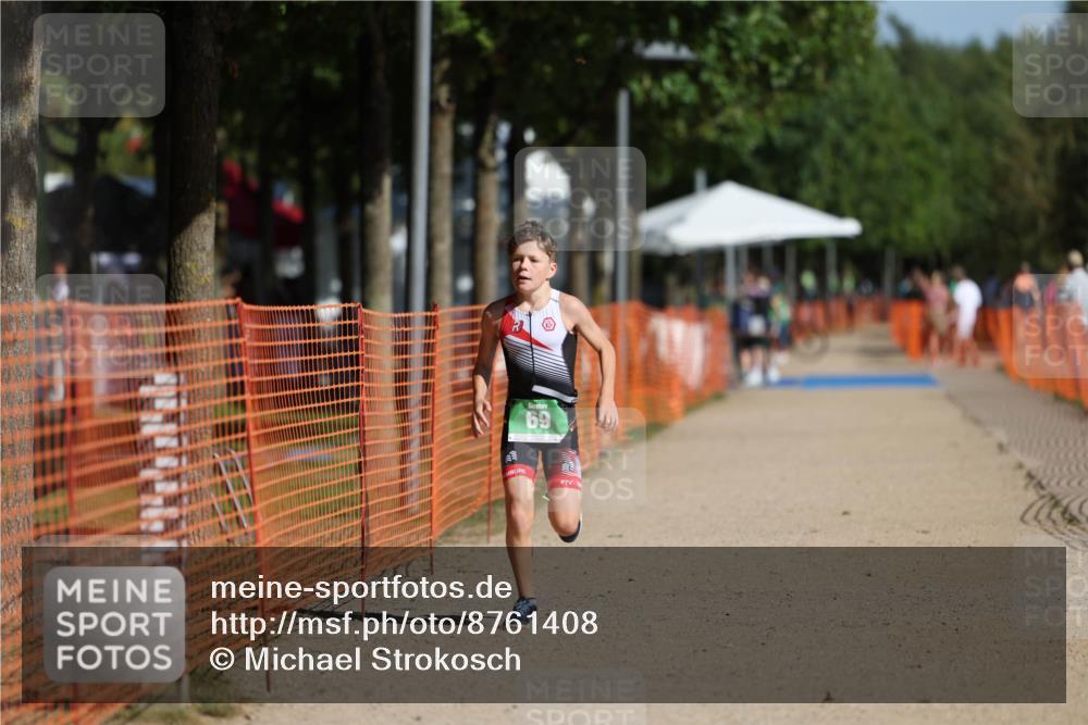 07.09.2025 - 19. Norderstedt Triathlon Michael Strokosch http://msf.ph/oto/8761408 07.09.2025 11:14:08 Laufen 69 meine-sportfotos.de
