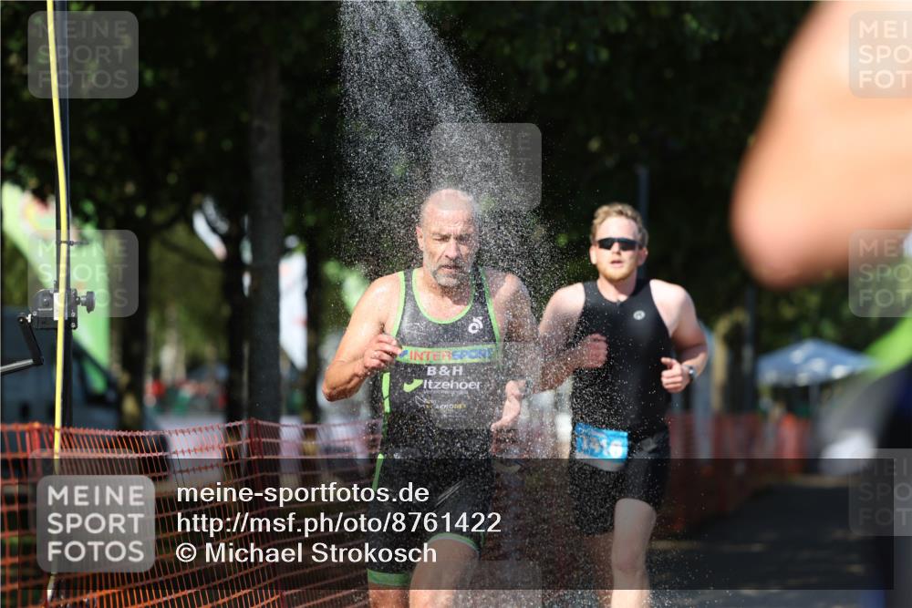 07.09.2025 - 19. Norderstedt Triathlon Michael Strokosch http://msf.ph/oto/8761422 07.09.2025 14:59:09 Laufen 428, 880, 997, 1010, 1416 meine-sportfotos.de