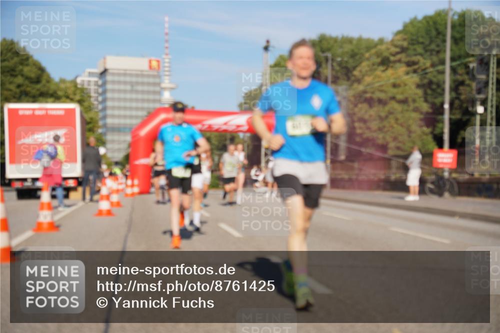 07.09.2025 - BARMER Alsterlauf Yannick Fuchs http://msf.ph/oto/8761425 07.09.2025 09:40:38 Laufen  meine-sportfotos.de