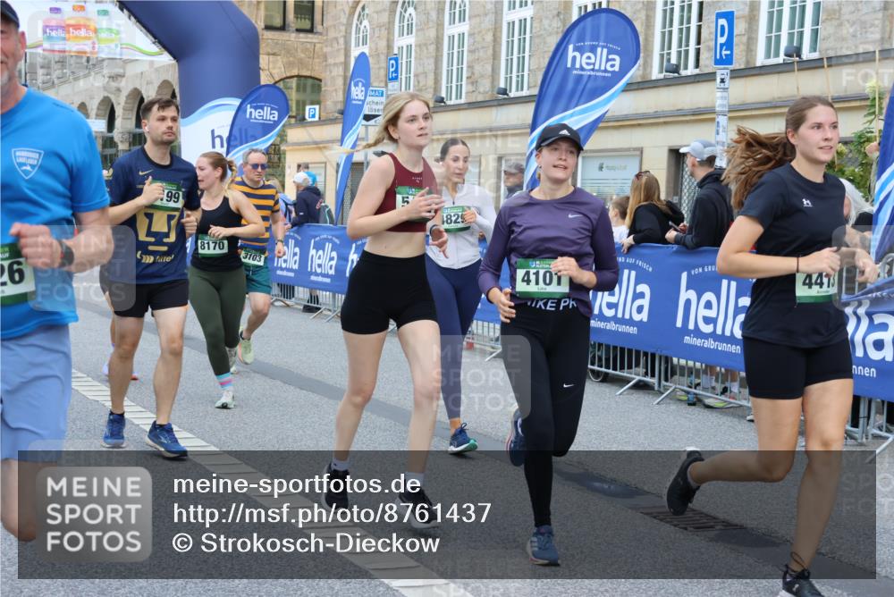 07.09.2025 - BARMER Alsterlauf Strokosch-Dieckow http://msf.ph/oto/8761437 07.09.2025 10:12:41 Ziel 2007, 2049, 2077, 2289, 2560, 2659, 2660, 2707, 3012, 3013, 3125, 3182, 3353, 3580, 3640, 4397, 4462, 4571, 4572, 4577, 4686, 4789, 4950, 5386, 5974, 5975, 6050, 8058, 8060 meine-sportfotos.de