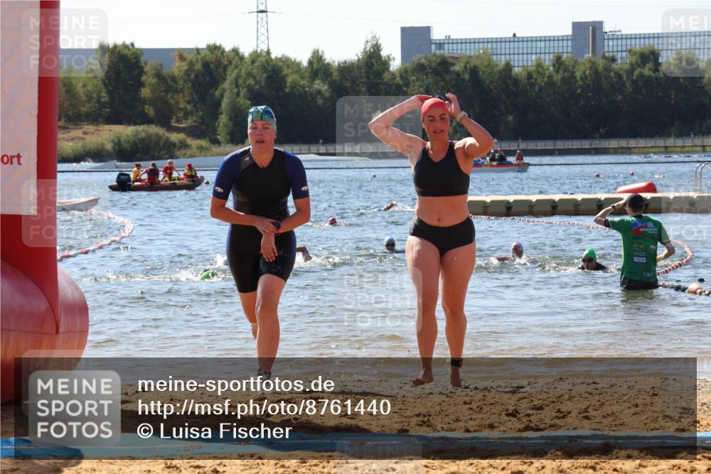 07.09.2025 - 19. Norderstedt Triathlon Luisa Fischer http://msf.ph/oto/8761440 07.09.2025 12:09:03 Schwimmen 735, 754, 766, 1264, 1373 meine-sportfotos.de
