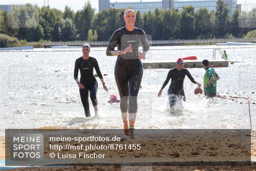 07.09.2025 - 19. Norderstedt Triathlon Luisa Fischer http://msf.ph/oto/8761455 07.09.2025 14:21:01 Schwimmen 439, 1453, 1470 meine-sportfotos.de