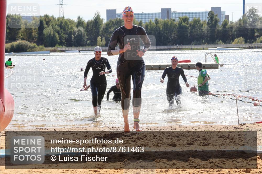 07.09.2025 - 19. Norderstedt Triathlon Luisa Fischer http://msf.ph/oto/8761463 07.09.2025 14:21:01 Schwimmen 439, 1453, 1470 meine-sportfotos.de
