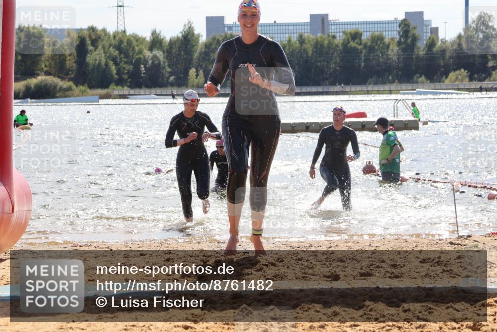 07.09.2025 - 19. Norderstedt Triathlon Luisa Fischer http://msf.ph/oto/8761482 07.09.2025 14:21:02 Schwimmen 439, 1453, 1470 meine-sportfotos.de