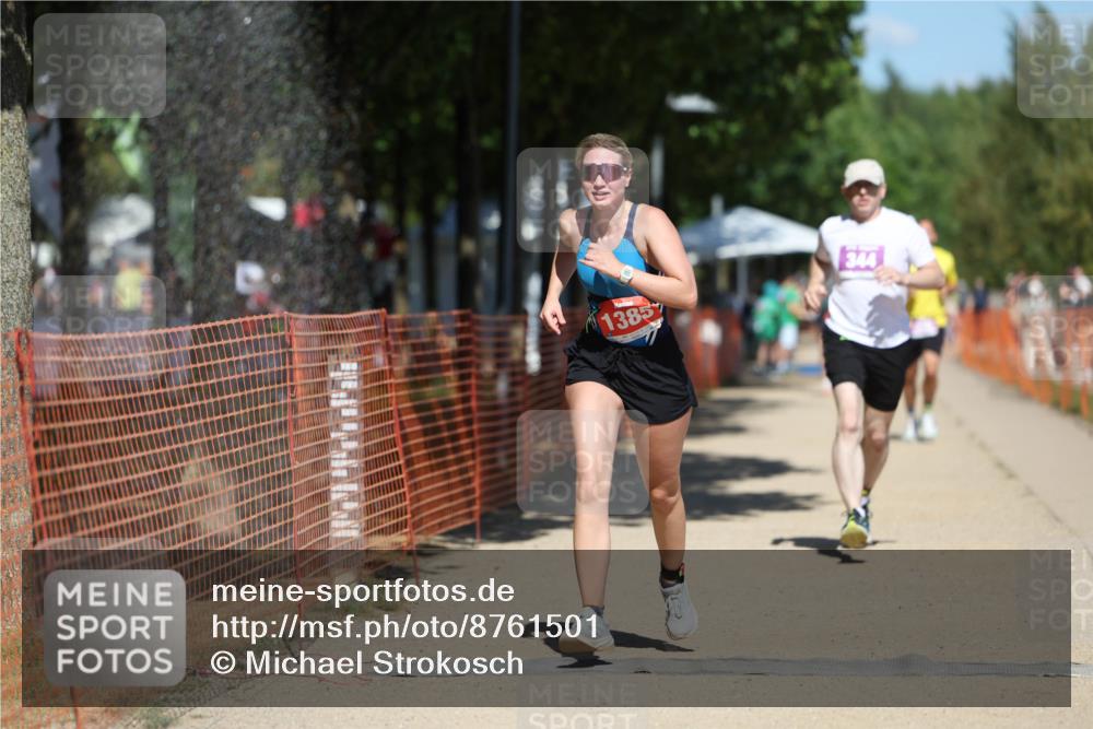 07.09.2025 - 19. Norderstedt Triathlon Michael Strokosch http://msf.ph/oto/8761501 07.09.2025 13:17:15 Laufen 330, 344, 347, 1385 meine-sportfotos.de