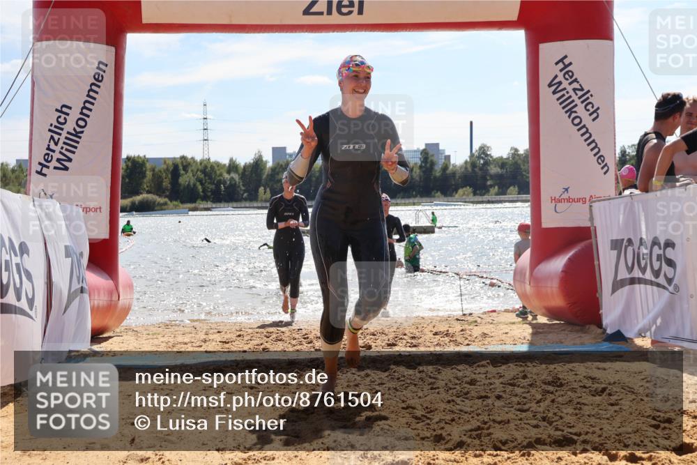 07.09.2025 - 19. Norderstedt Triathlon Luisa Fischer http://msf.ph/oto/8761504 07.09.2025 14:21:03 Schwimmen 439, 1453, 1470 meine-sportfotos.de