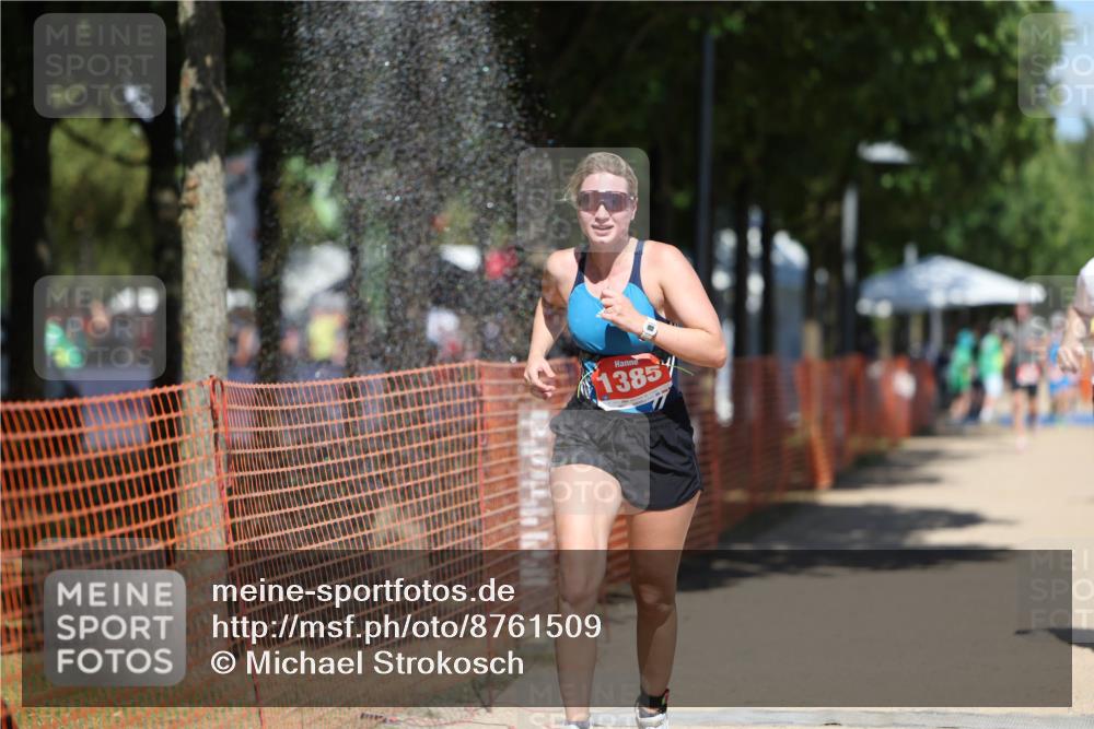 07.09.2025 - 19. Norderstedt Triathlon Michael Strokosch http://msf.ph/oto/8761509 07.09.2025 13:17:15 Laufen 330, 344, 347, 1385 meine-sportfotos.de