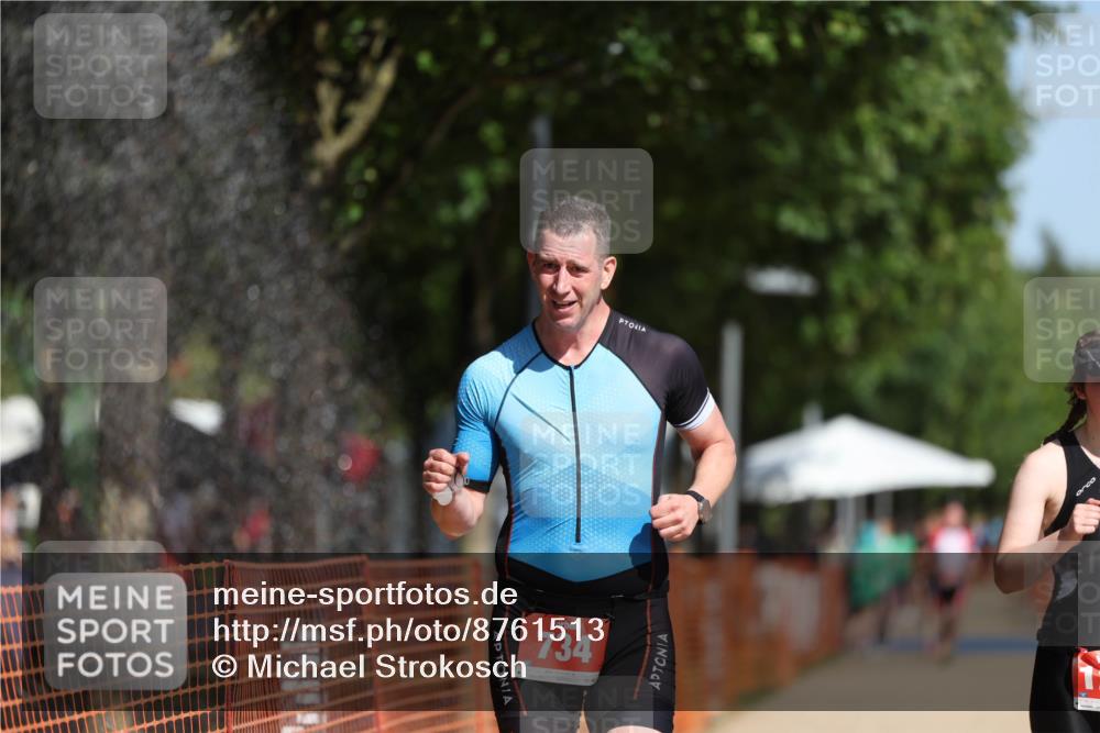07.09.2025 - 19. Norderstedt Triathlon Michael Strokosch http://msf.ph/oto/8761513 07.09.2025 12:08:03 Laufen 734, 1223, 1288 meine-sportfotos.de