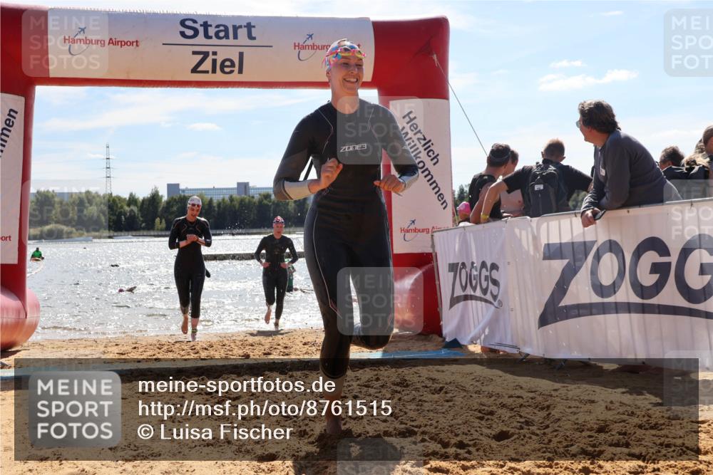 07.09.2025 - 19. Norderstedt Triathlon Luisa Fischer http://msf.ph/oto/8761515 07.09.2025 14:21:04 Schwimmen 439, 467, 1453, 1470 meine-sportfotos.de