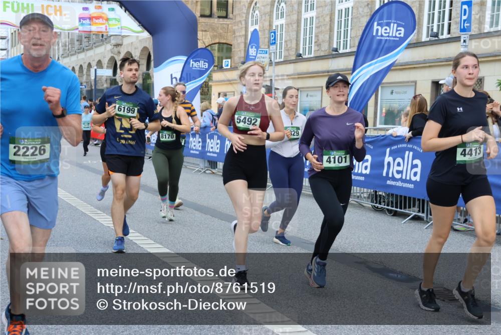 07.09.2025 - BARMER Alsterlauf Strokosch-Dieckow http://msf.ph/oto/8761519 07.09.2025 10:12:41 Ziel 2007, 2049, 2077, 2289, 2560, 2659, 2660, 2707, 3012, 3013, 3125, 3182, 3353, 3580, 3640, 4397, 4462, 4571, 4572, 4577, 4686, 4789, 4950, 5386, 5974, 5975, 6050, 8058, 8060 meine-sportfotos.de