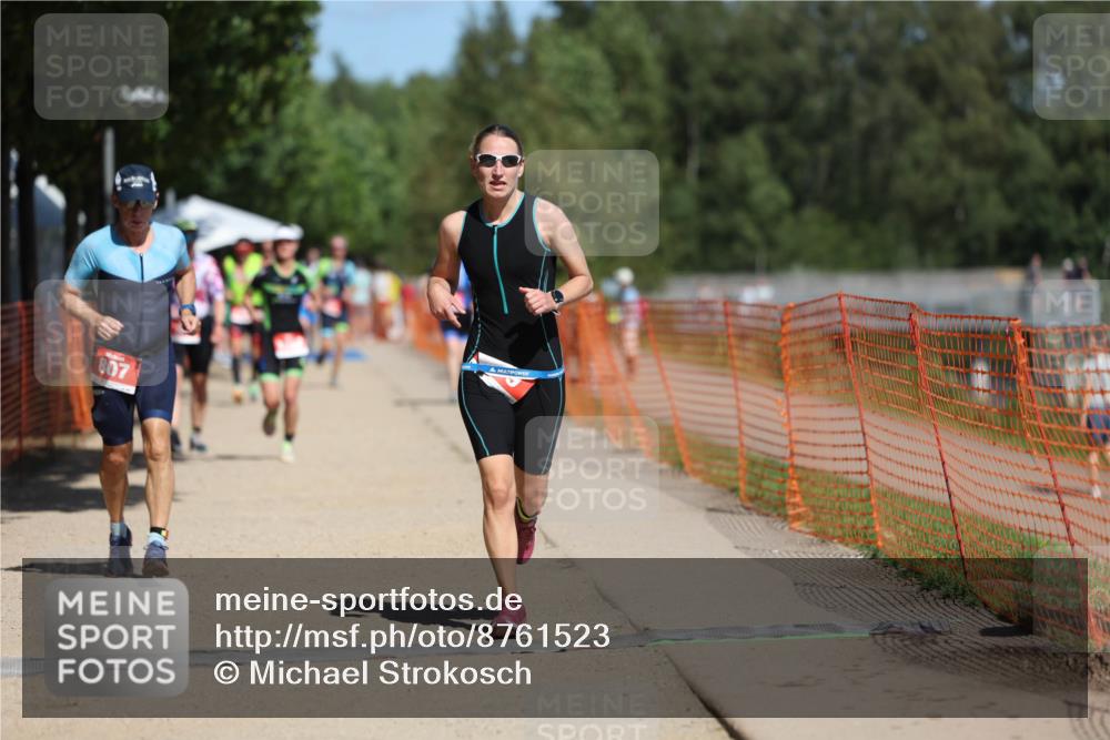 07.09.2025 - 19. Norderstedt Triathlon Michael Strokosch http://msf.ph/oto/8761523 07.09.2025 12:55:55 Laufen 759, 807, 1262 meine-sportfotos.de