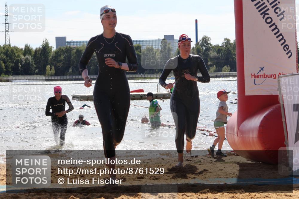 07.09.2025 - 19. Norderstedt Triathlon Luisa Fischer http://msf.ph/oto/8761529 07.09.2025 14:21:06 Schwimmen 439, 467, 1453, 1470 meine-sportfotos.de