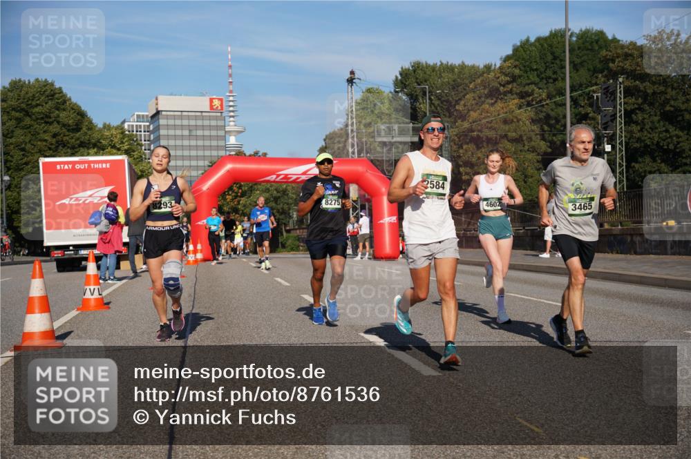 07.09.2025 - BARMER Alsterlauf Yannick Fuchs http://msf.ph/oto/8761536 07.09.2025 09:40:43 Laufen 8293, 2, 8275, 2584, 4602, 3465 meine-sportfotos.de