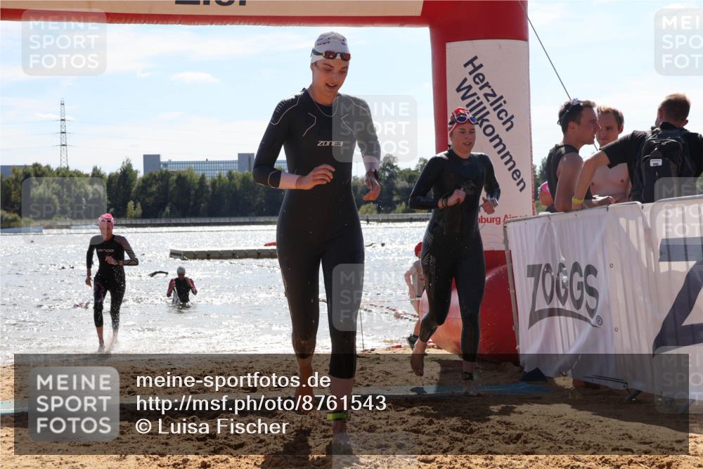 07.09.2025 - 19. Norderstedt Triathlon Luisa Fischer http://msf.ph/oto/8761543 07.09.2025 14:21:07 Schwimmen 439, 467, 1453, 1470 meine-sportfotos.de