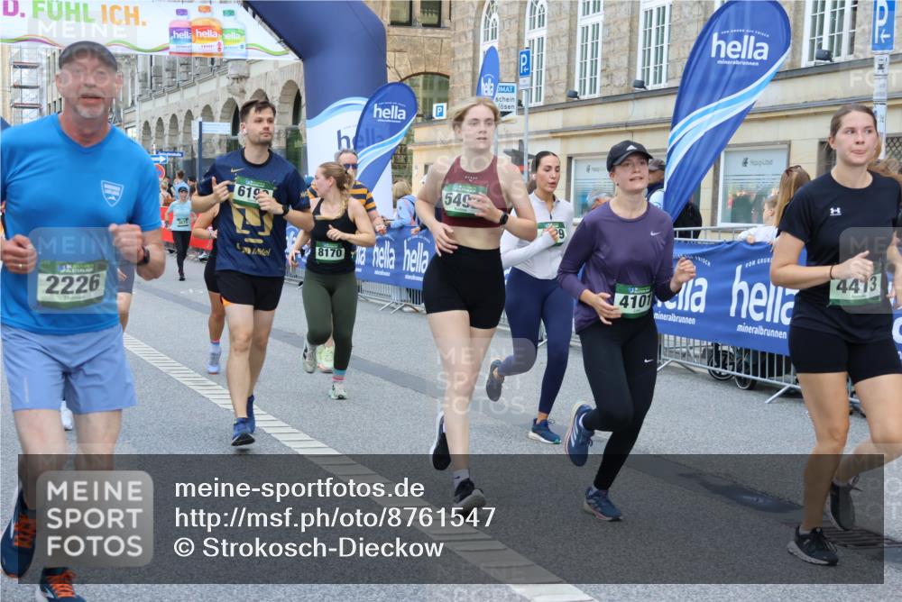 07.09.2025 - BARMER Alsterlauf Strokosch-Dieckow http://msf.ph/oto/8761547 07.09.2025 10:12:40 Ziel 2007, 2049, 2077, 2289, 2560, 2707, 3012, 3013, 3125, 3182, 3353, 3580, 3640, 4397, 4462, 4571, 4572, 4577, 4686, 4789, 4950, 5386, 5974, 5975, 6050, 8058, 8060 meine-sportfotos.de