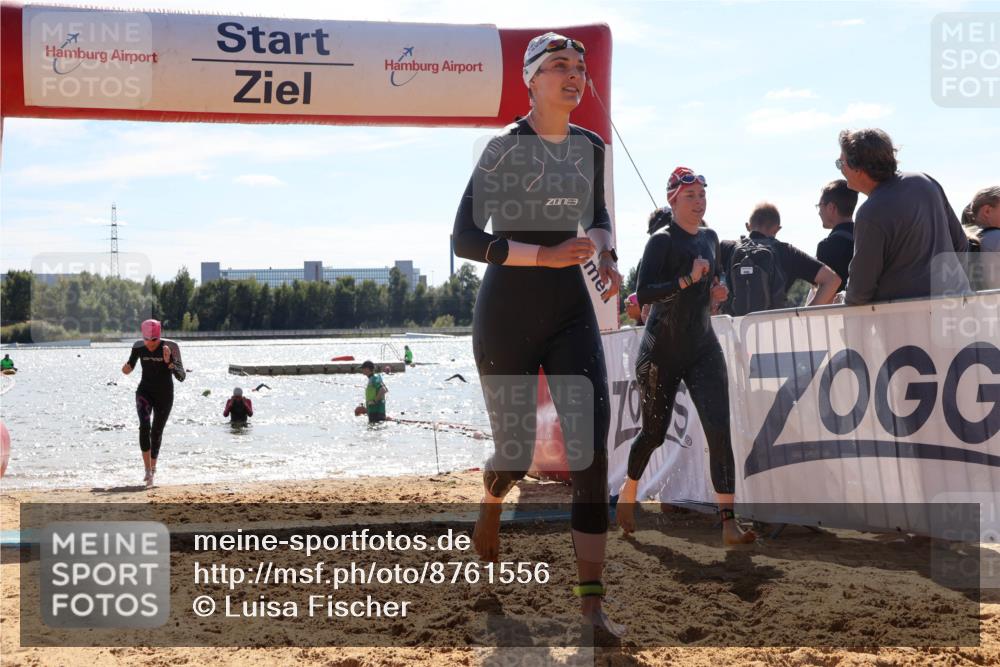 07.09.2025 - 19. Norderstedt Triathlon Luisa Fischer http://msf.ph/oto/8761556 07.09.2025 14:21:08 Schwimmen 439, 467, 1453, 1470 meine-sportfotos.de