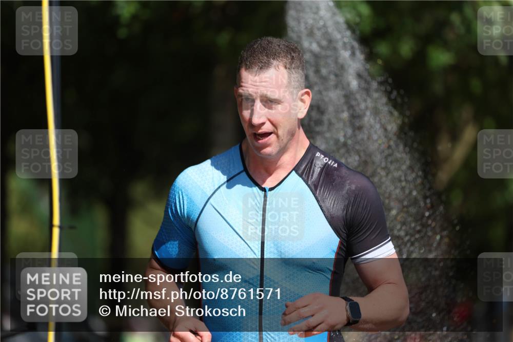 07.09.2025 - 19. Norderstedt Triathlon Michael Strokosch http://msf.ph/oto/8761571 07.09.2025 12:08:05 Laufen 734, 1223, 1288 meine-sportfotos.de