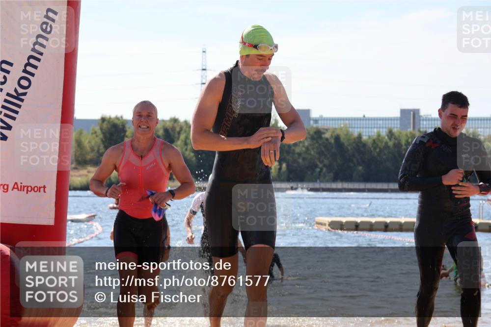 07.09.2025 - 19. Norderstedt Triathlon Luisa Fischer http://msf.ph/oto/8761577 07.09.2025 12:09:19 Schwimmen 167, 171, 798, 847, 1376 meine-sportfotos.de