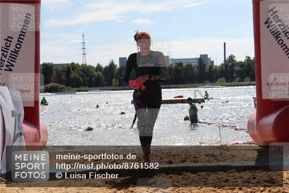 07.09.2025 - 19. Norderstedt Triathlon Luisa Fischer http://msf.ph/oto/8761582 07.09.2025 14:21:10 Schwimmen 439, 467, 1453, 1470 meine-sportfotos.de