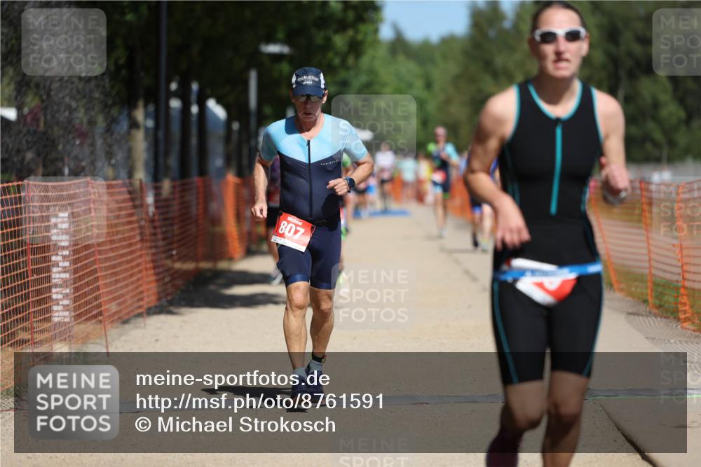 07.09.2025 - 19. Norderstedt Triathlon Michael Strokosch http://msf.ph/oto/8761591 07.09.2025 12:55:57 Laufen 759, 807, 1262 meine-sportfotos.de