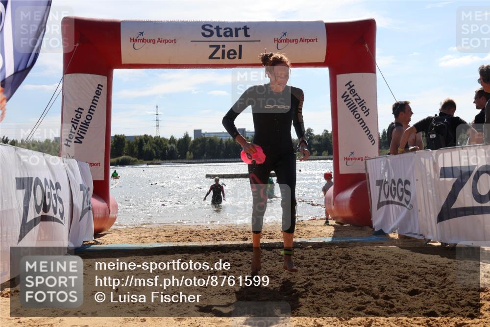 07.09.2025 - 19. Norderstedt Triathlon Luisa Fischer http://msf.ph/oto/8761599 07.09.2025 14:21:11 Schwimmen 439, 467, 1453, 1470 meine-sportfotos.de