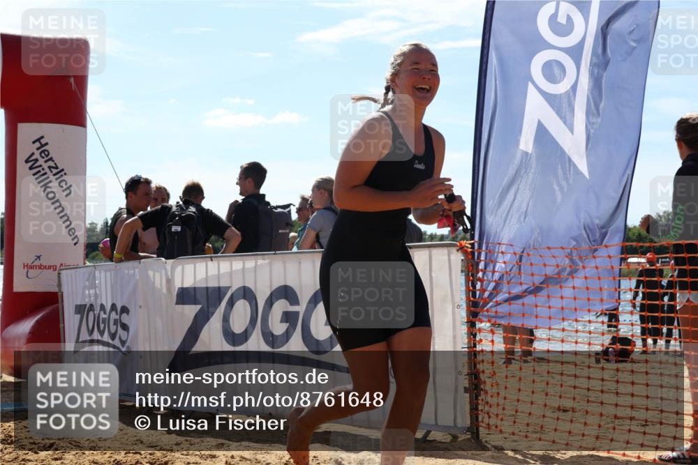 07.09.2025 - 19. Norderstedt Triathlon Luisa Fischer http://msf.ph/oto/8761648 07.09.2025 14:21:25 Schwimmen 1422, 1474 meine-sportfotos.de