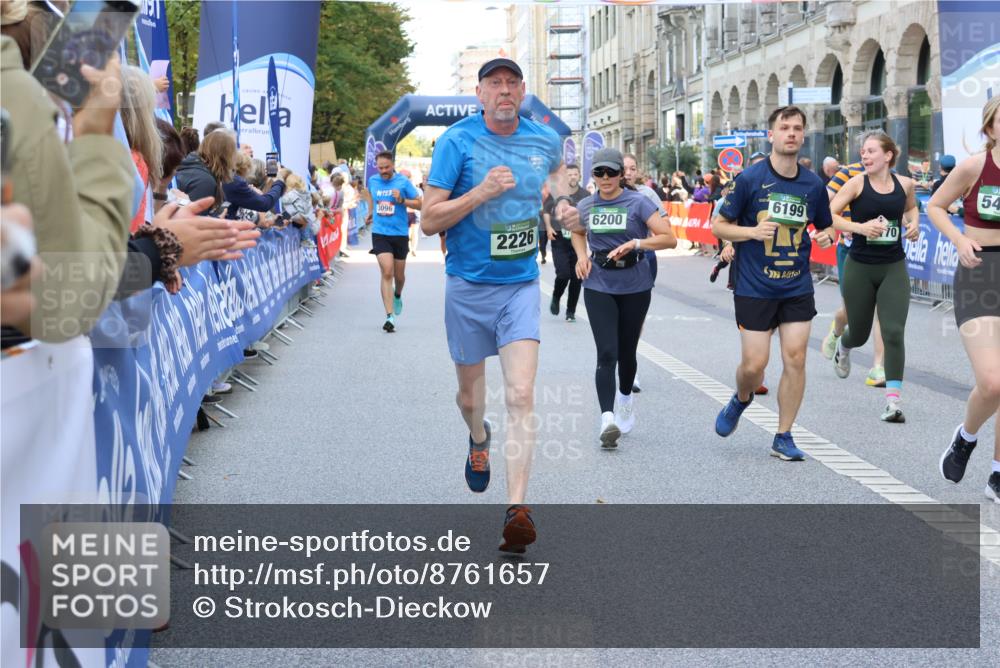 07.09.2025 - BARMER Alsterlauf Strokosch-Dieckow http://msf.ph/oto/8761657 07.09.2025 10:12:40 Ziel 2007, 2049, 2077, 2289, 2560, 2707, 3012, 3013, 3125, 3182, 3353, 3580, 3640, 4397, 4462, 4571, 4572, 4577, 4686, 4789, 4950, 5386, 5974, 5975, 6050, 8058, 8060 meine-sportfotos.de