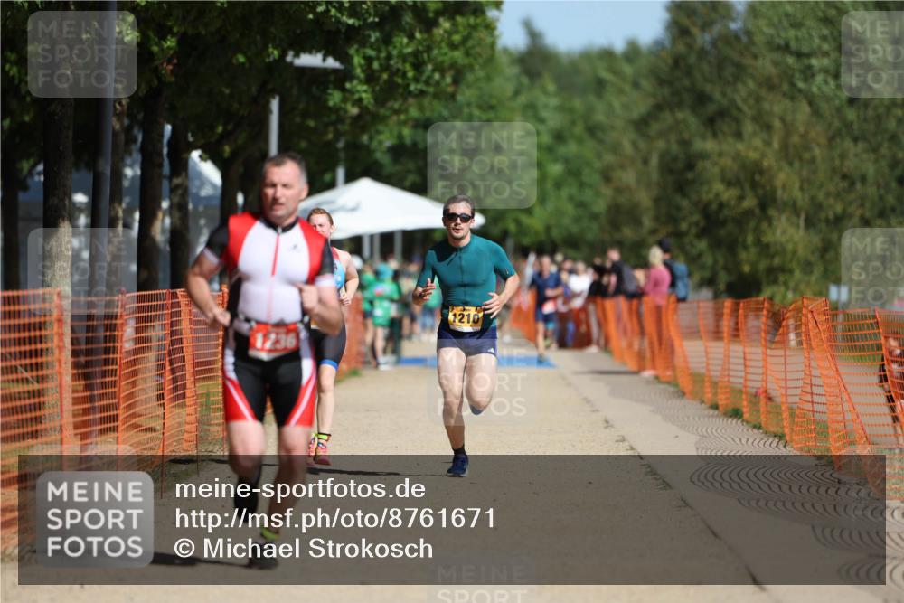 07.09.2025 - 19. Norderstedt Triathlon Michael Strokosch http://msf.ph/oto/8761671 07.09.2025 12:08:17 Laufen 1167, 1210, 1236 meine-sportfotos.de