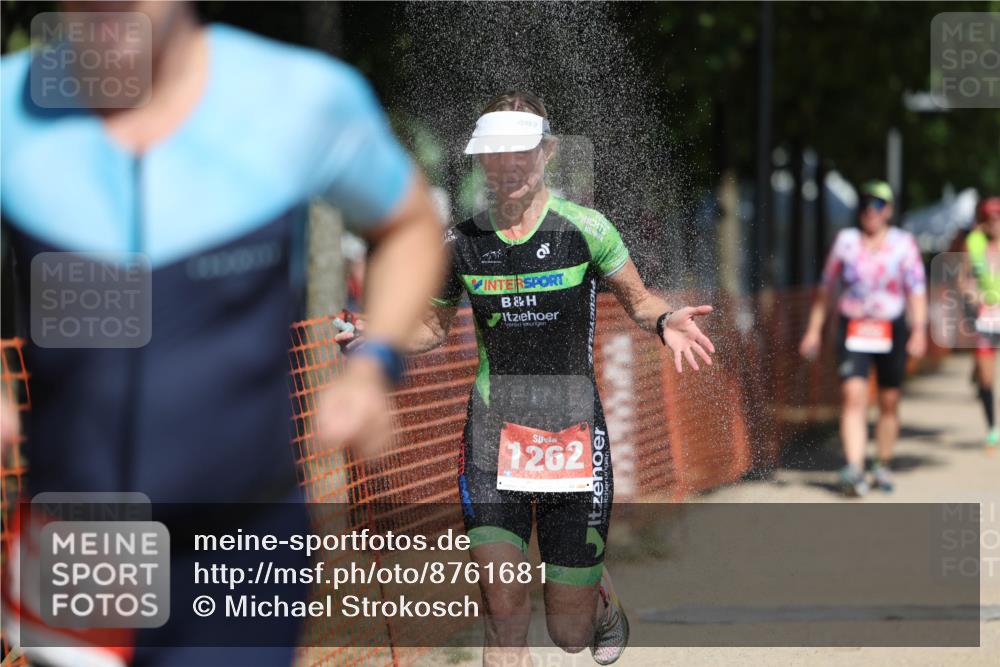 07.09.2025 - 19. Norderstedt Triathlon Michael Strokosch http://msf.ph/oto/8761681 07.09.2025 12:56:01 Laufen 213, 261, 302, 759, 807, 1262, 1294 meine-sportfotos.de