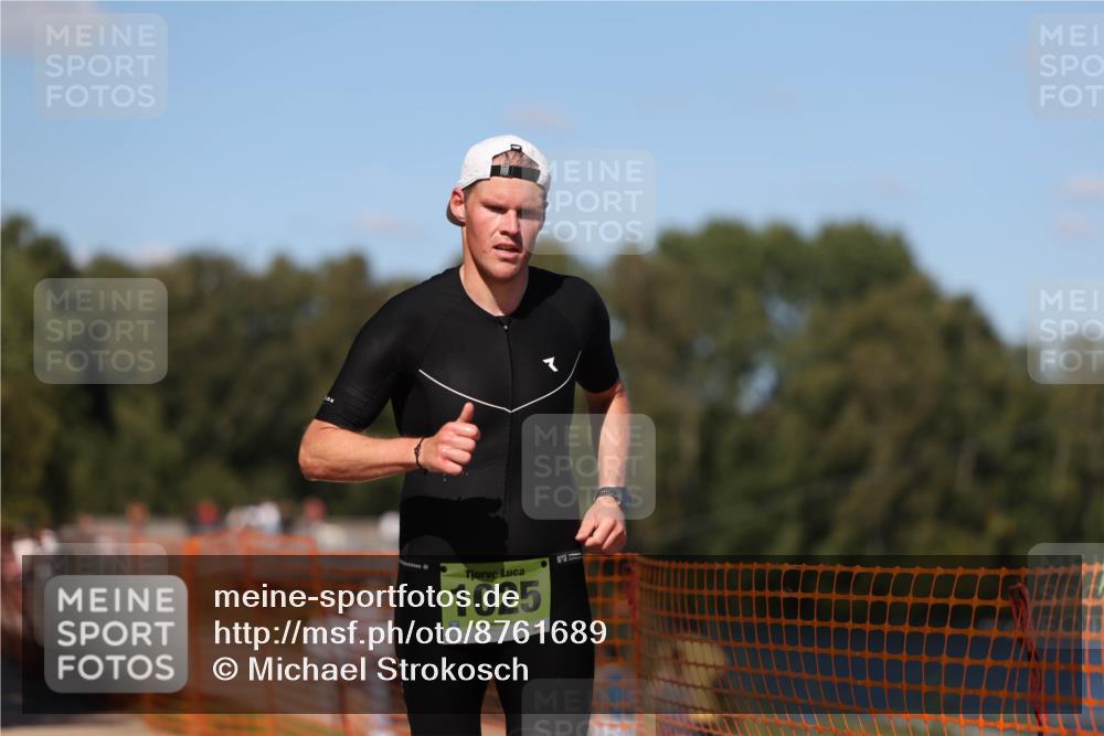 07.09.2025 - 19. Norderstedt Triathlon Michael Strokosch http://msf.ph/oto/8761689 07.09.2025 14:59:38 Laufen 995, 1025 meine-sportfotos.de