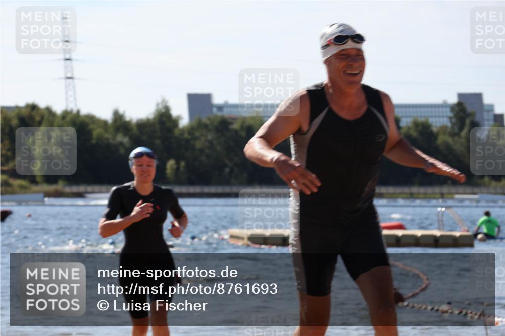 07.09.2025 - 19. Norderstedt Triathlon Luisa Fischer http://msf.ph/oto/8761693 07.09.2025 12:09:28 Schwimmen 167, 171, 798, 813, 847, 1234, 1376 meine-sportfotos.de