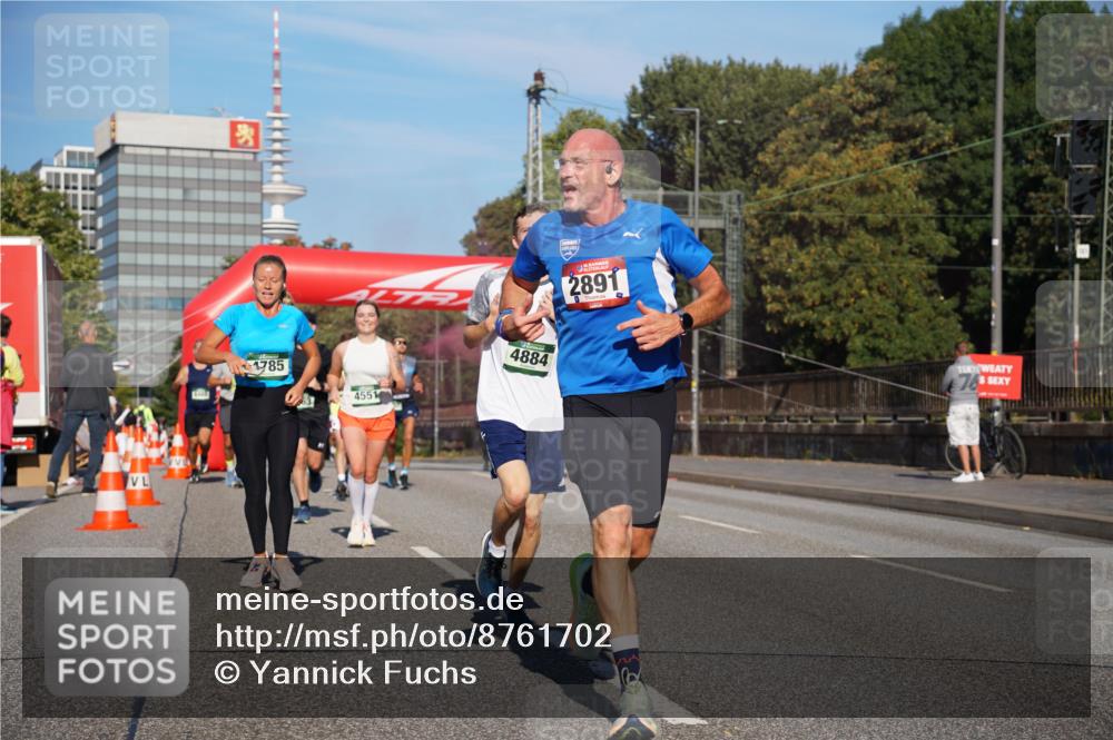 07.09.2025 - BARMER Alsterlauf Yannick Fuchs http://msf.ph/oto/8761702 07.09.2025 09:40:49 Laufen 1785, 4551, 4884, 2891, 76 meine-sportfotos.de