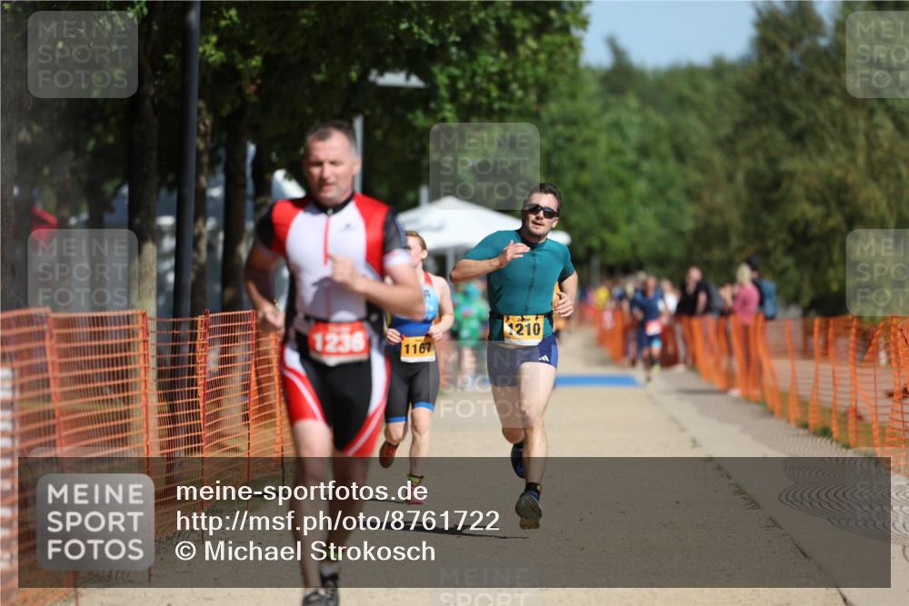 07.09.2025 - 19. Norderstedt Triathlon Michael Strokosch http://msf.ph/oto/8761722 07.09.2025 12:08:18 Laufen 1167, 1210, 1236 meine-sportfotos.de