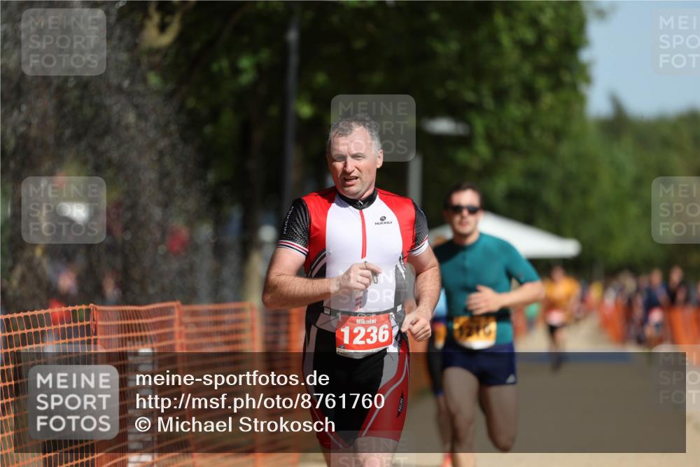 07.09.2025 - 19. Norderstedt Triathlon Michael Strokosch http://msf.ph/oto/8761760 07.09.2025 12:08:19 Laufen 1167, 1210, 1236 meine-sportfotos.de