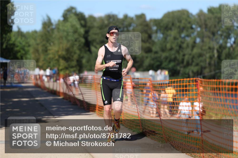 07.09.2025 - 19. Norderstedt Triathlon Michael Strokosch http://msf.ph/oto/8761782 07.09.2025 14:59:45 Laufen 995 meine-sportfotos.de