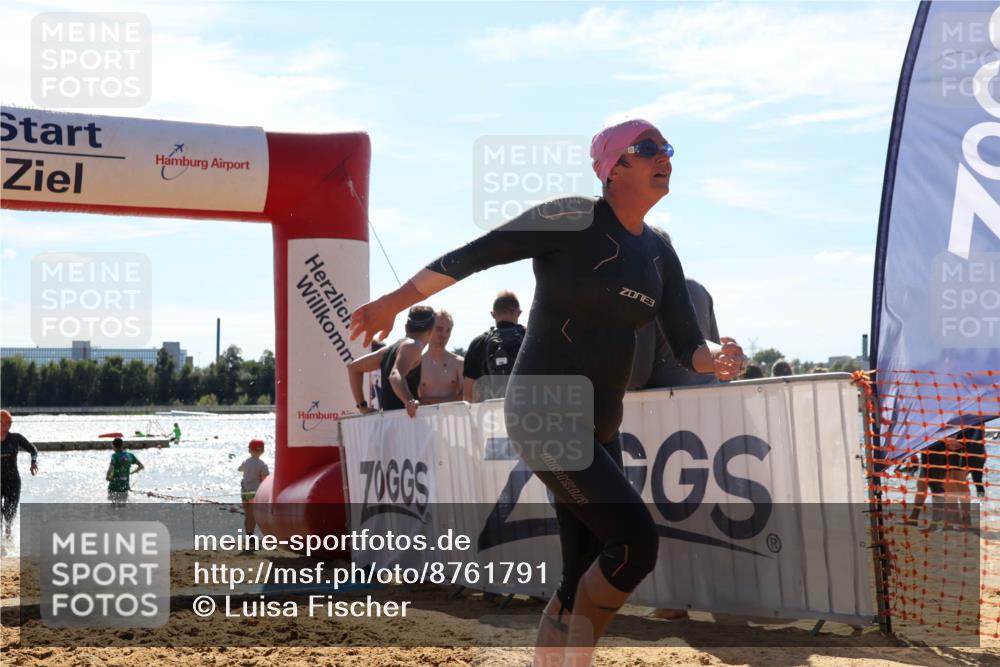 07.09.2025 - 19. Norderstedt Triathlon Luisa Fischer http://msf.ph/oto/8761791 07.09.2025 14:22:06 Schwimmen 407, 884 meine-sportfotos.de