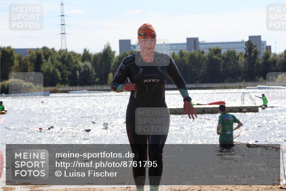 07.09.2025 - 19. Norderstedt Triathlon Luisa Fischer http://msf.ph/oto/8761795 07.09.2025 14:22:09 Schwimmen 407, 884 meine-sportfotos.de