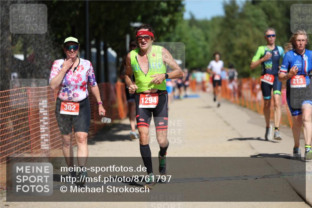 07.09.2025 - 19. Norderstedt Triathlon Michael Strokosch http://msf.ph/oto/8761797 07.09.2025 12:56:06 Laufen 212, 213, 261, 302, 1294 meine-sportfotos.de