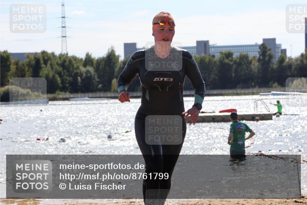 07.09.2025 - 19. Norderstedt Triathlon Luisa Fischer http://msf.ph/oto/8761799 07.09.2025 14:22:09 Schwimmen 407, 884 meine-sportfotos.de