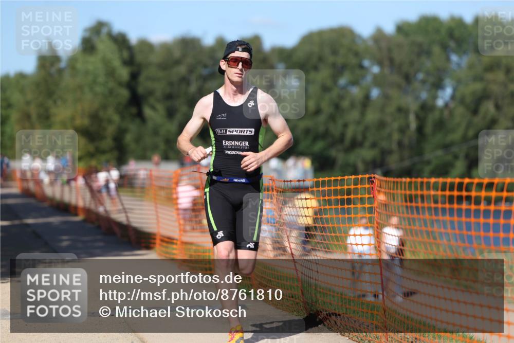 07.09.2025 - 19. Norderstedt Triathlon Michael Strokosch http://msf.ph/oto/8761810 07.09.2025 14:59:46 Laufen 995 meine-sportfotos.de