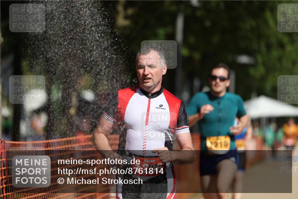 07.09.2025 - 19. Norderstedt Triathlon Michael Strokosch http://msf.ph/oto/8761814 07.09.2025 12:08:20 Laufen 1167, 1210, 1236 meine-sportfotos.de