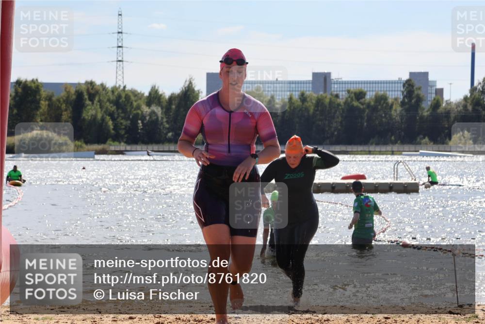 07.09.2025 - 19. Norderstedt Triathlon Luisa Fischer http://msf.ph/oto/8761820 07.09.2025 14:22:38 Schwimmen 408, 443, 454, 457, 459, 1484 meine-sportfotos.de