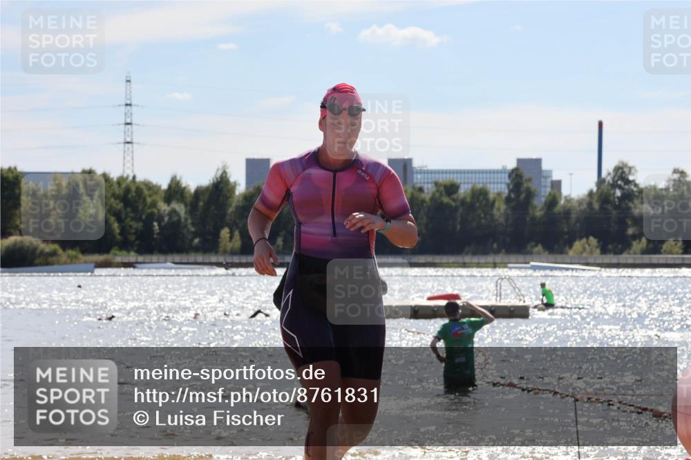 07.09.2025 - 19. Norderstedt Triathlon Luisa Fischer http://msf.ph/oto/8761831 07.09.2025 14:22:38 Schwimmen 408, 443, 454, 457, 459, 1484 meine-sportfotos.de