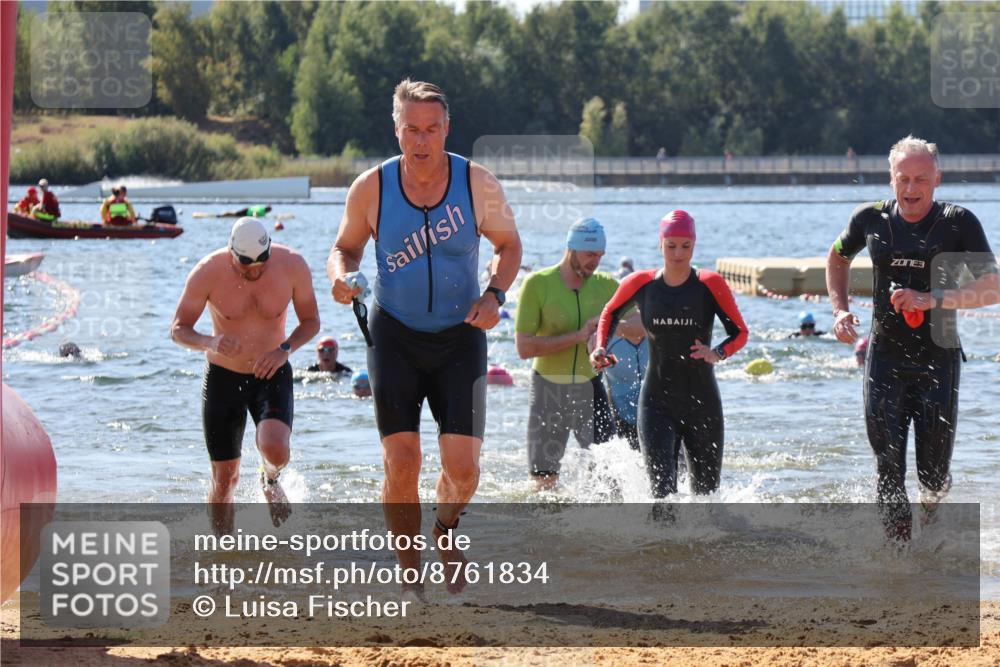 07.09.2025 - 19. Norderstedt Triathlon Luisa Fischer http://msf.ph/oto/8761834 07.09.2025 12:10:17 Schwimmen 161, 194, 247, 1230, 1263 meine-sportfotos.de