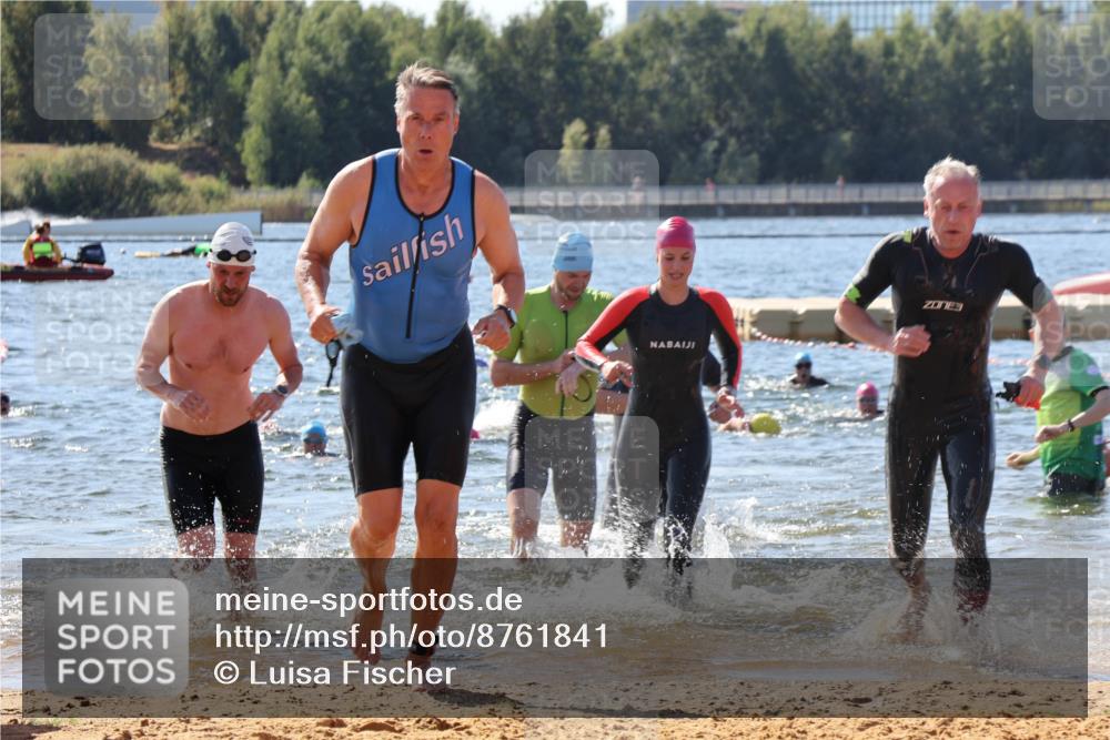 07.09.2025 - 19. Norderstedt Triathlon Luisa Fischer http://msf.ph/oto/8761841 07.09.2025 12:10:17 Schwimmen 161, 194, 247, 1230, 1263 meine-sportfotos.de